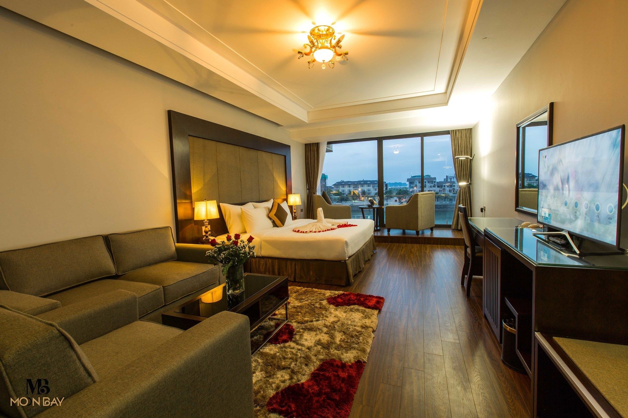 Moon Bay Ha Long Hotel Buitenkant foto